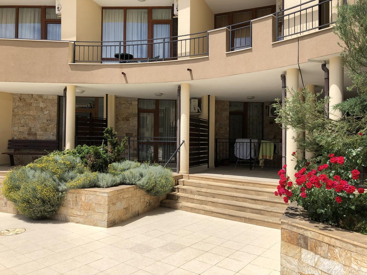 Vp Luxor Studio Sveti Vlas Exterior foto